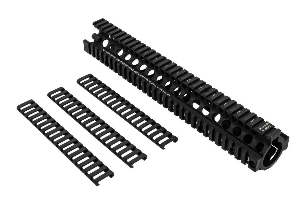 DANIEL DEFENSE M4A1 RIS II Rail Interface System II (01-004-08001-006) - Handguard for AR-15 - view 4